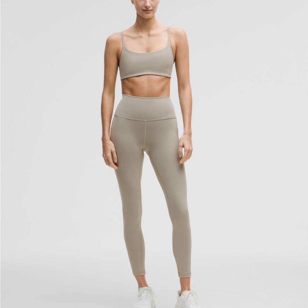 Lululemon Wunder Train High Rise Tight w/Pockets 25” 
Green/Grey Size 4